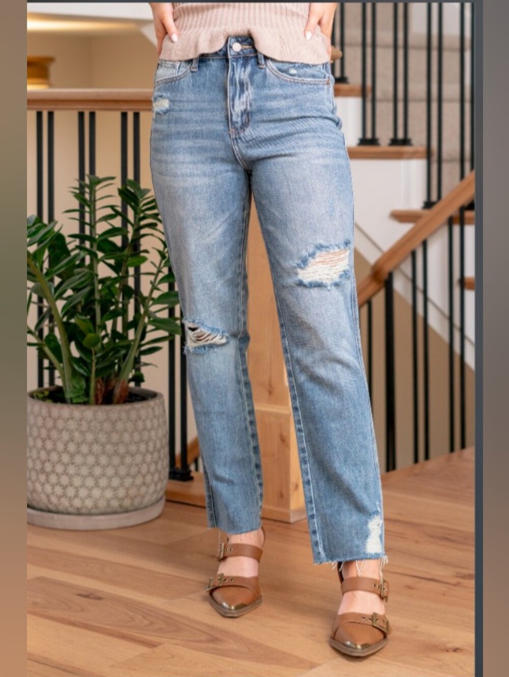Judy Blue High Rise Rigid Magic Destroy Straight W: 17-18, R: 12, I: 27